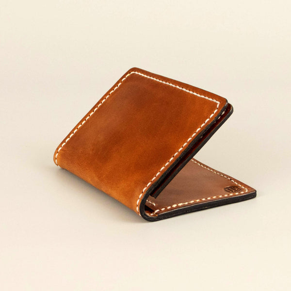 Expandable Vertical Wallet in Buck Brown leather ā premium leather wallet for men