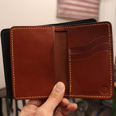 Expandable Mid length Vertical Wallet - Chestnut