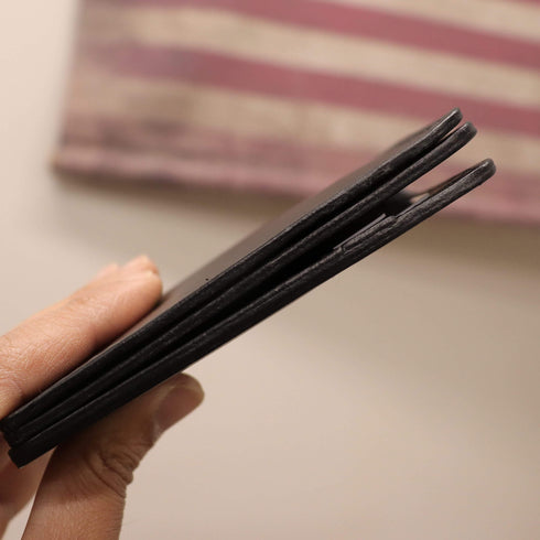 Expandable Mid length Vertical Wallet - Black