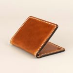 Minimalist vetical wallet_Buck Brown 003